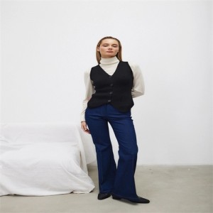Women’s 50%wool 50%acrylic knitted Vest